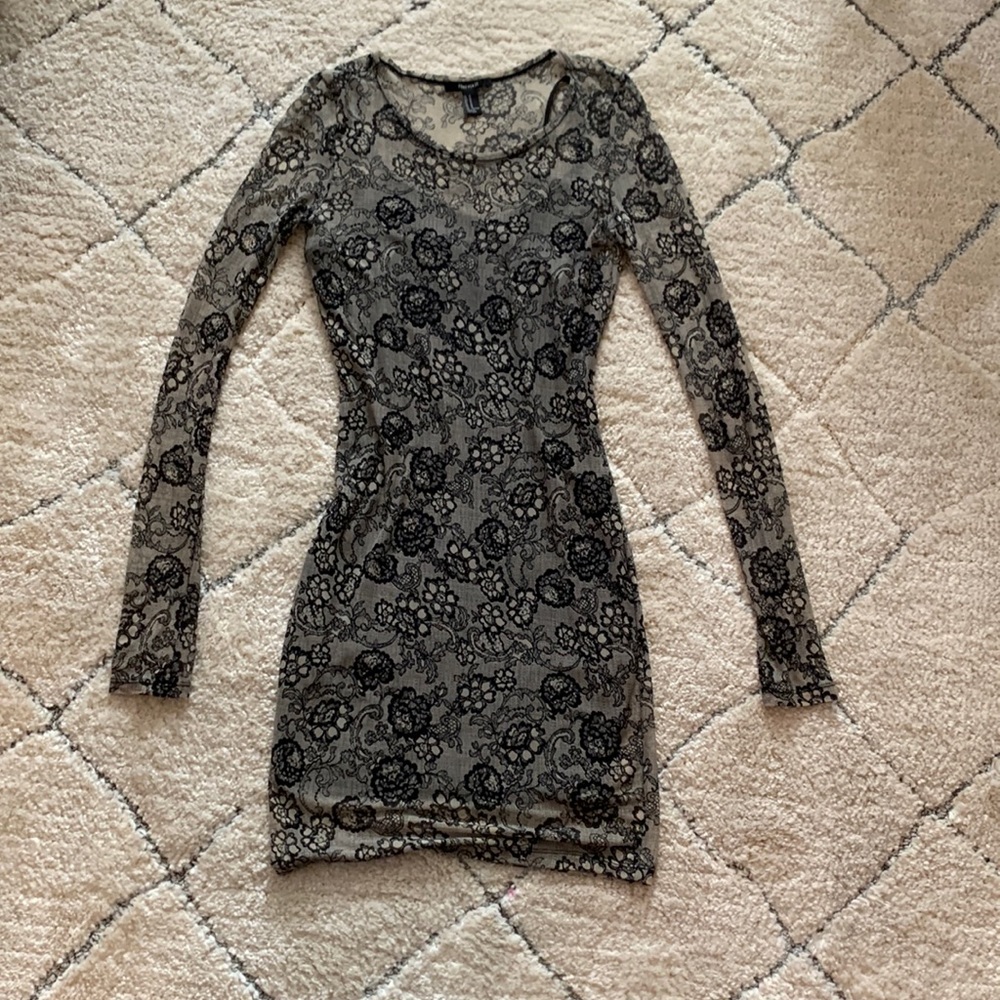 LONG ELEGANT DRESS
